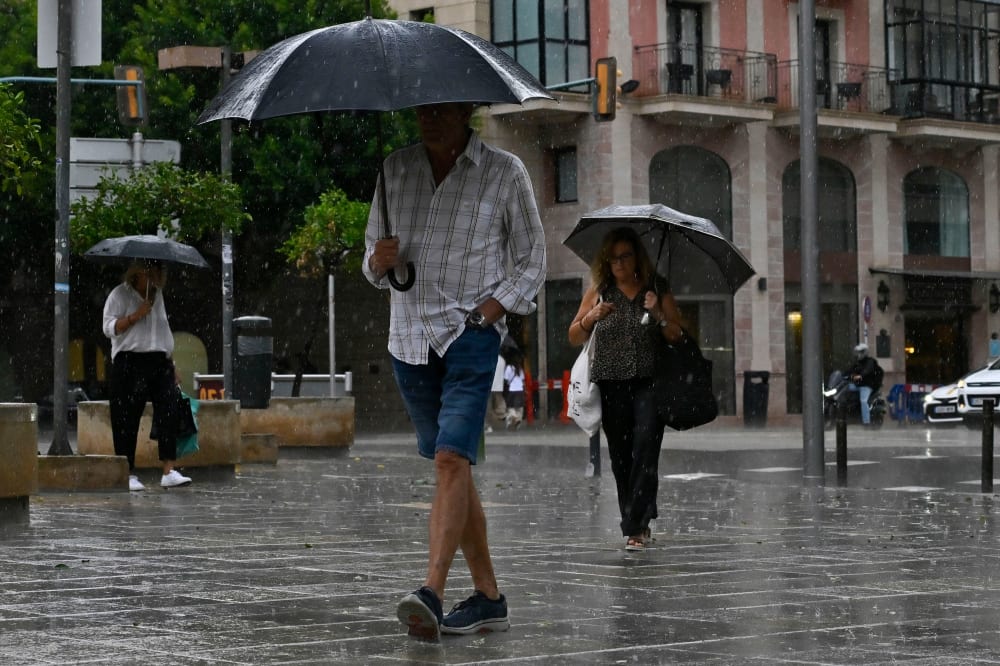 Canvi brusc de temps: baixada tèrmica i pluges molt fortes en la façana mediterrània peninsular i Balears