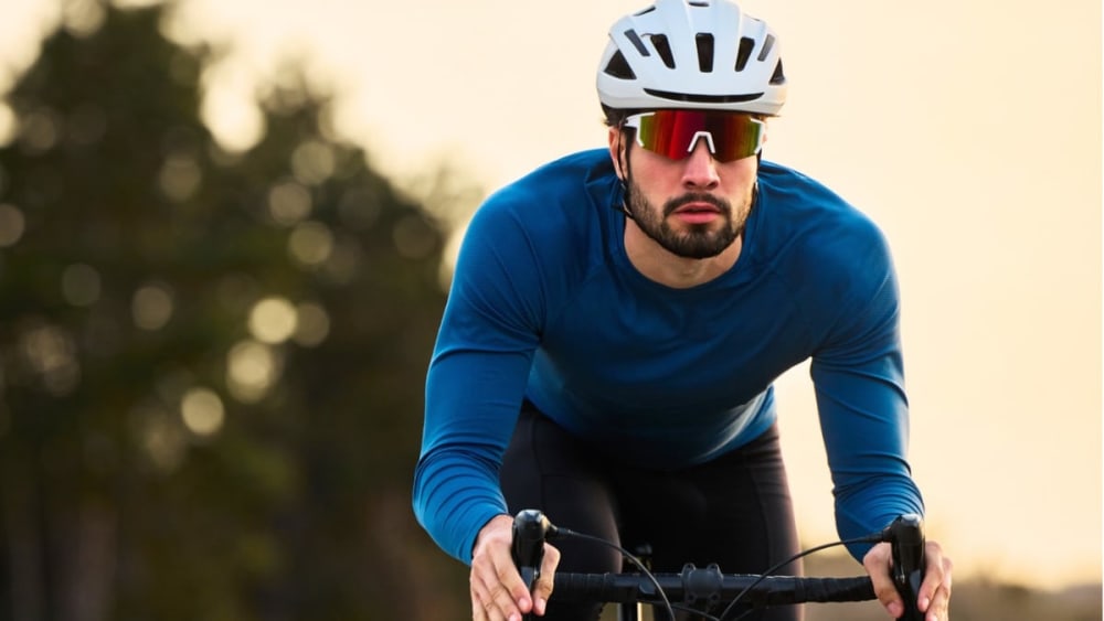 Ni Decathlon ni Esprintador: Amazon té el mallot de ciclisme ideal per al fred