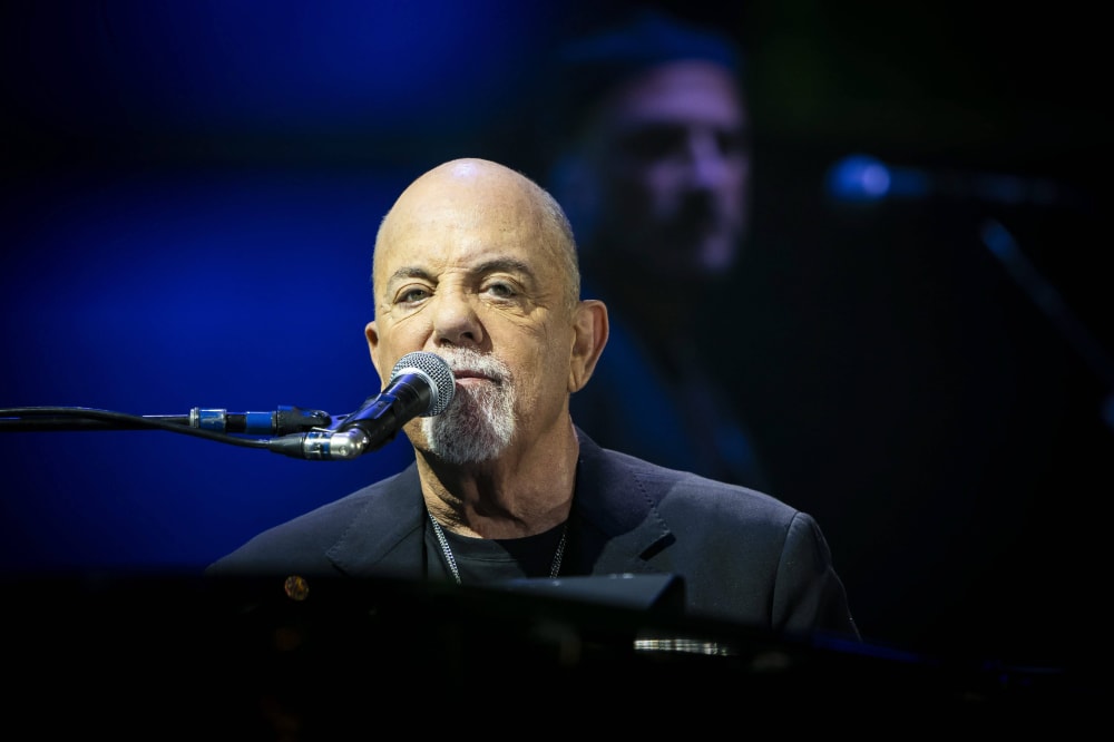 Billy Joel treu a subhasta les seves 70 motos davant la impossibilitat de conduir per la seva hidrocefàlia: “Era hora de cedir-li el volant a una altra persona”