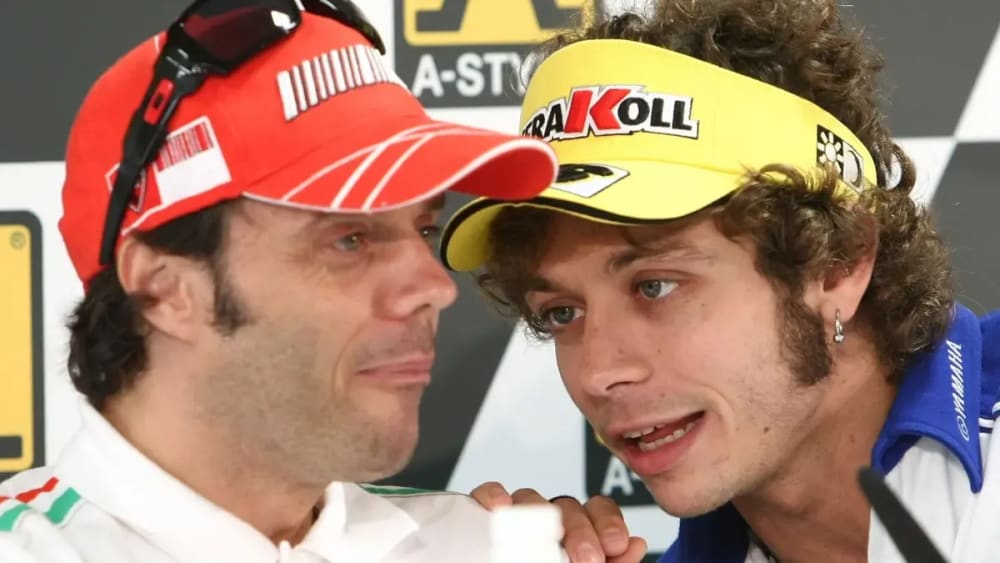 "Valentino Rossi va trucar a la porta de la meva autocaravana i em va dir: 'Podem dormir junts?'"