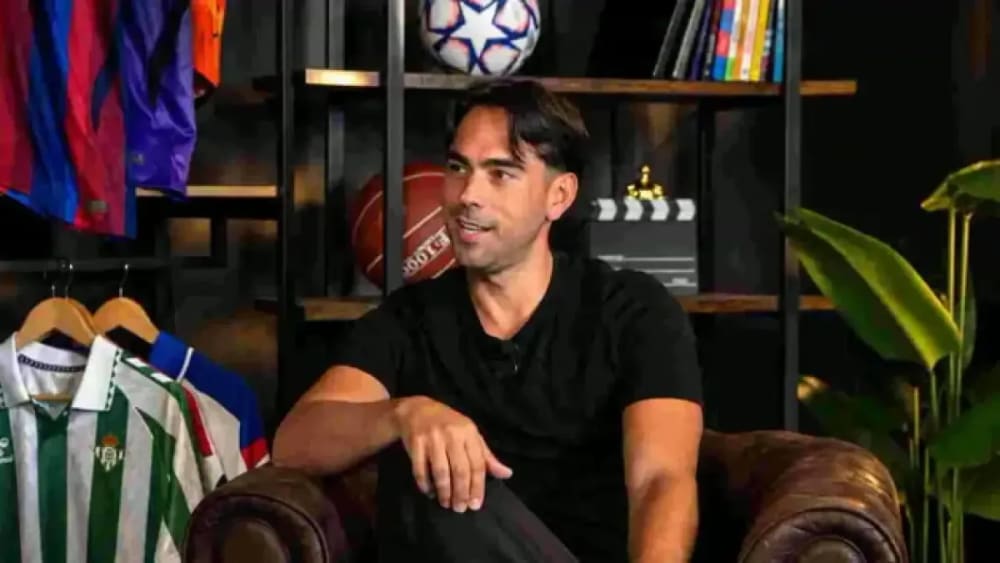 Iván Carrasco: "Cap entrenador li ha ensenyat a Lamine Yamal com ha de jugar"