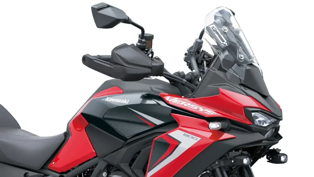 Kawasaki llança la seva maxitrail més esportiva i tecnològica, una crossover asfàltica molt equipada