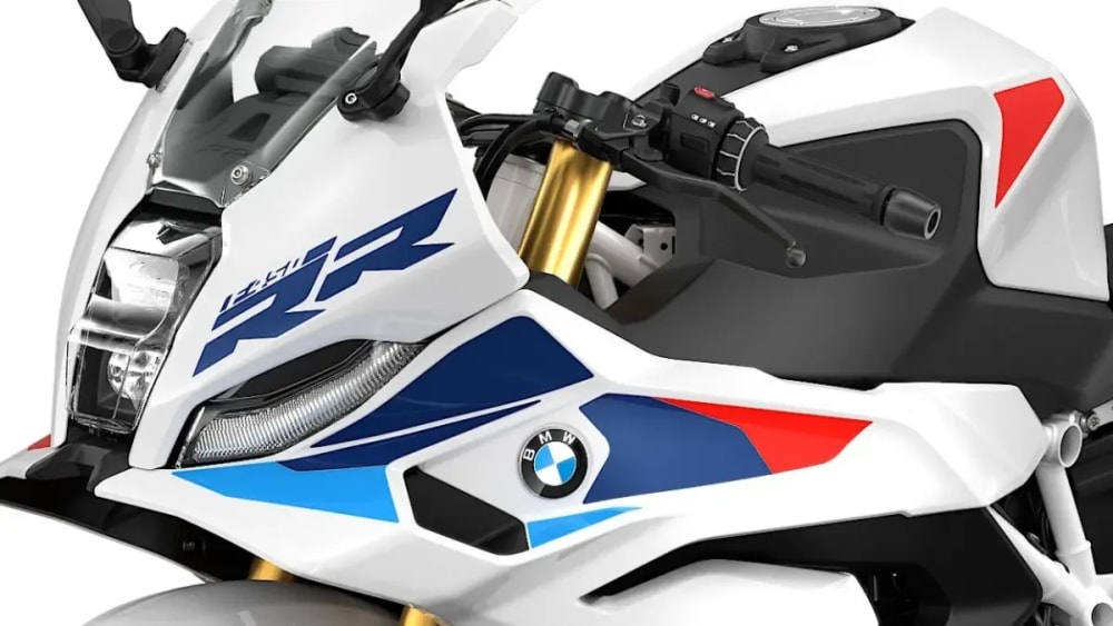 Llançament oficial: #BMW posa a la venda la seva superdeportiva A2 de 7.150 euros