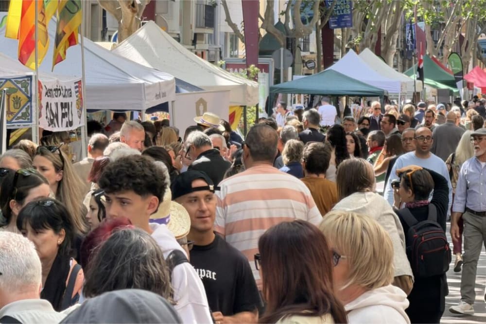 La catalanofòbia i com fer-hi front, a debat al Semicercles de la Plataforma per la Llengua