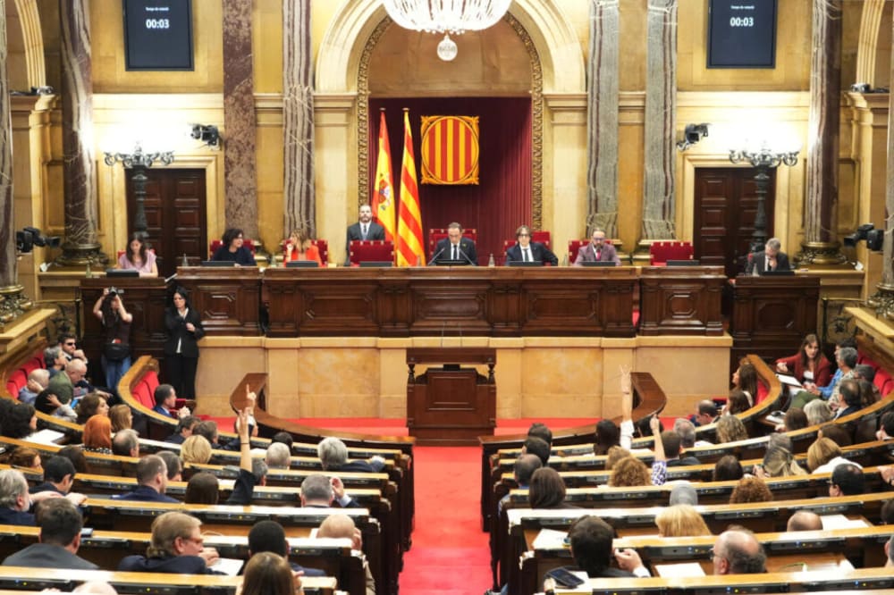 El CEO preveu la baixada del PSC, el manteniment d’ERC i AC i una pujada de Junts