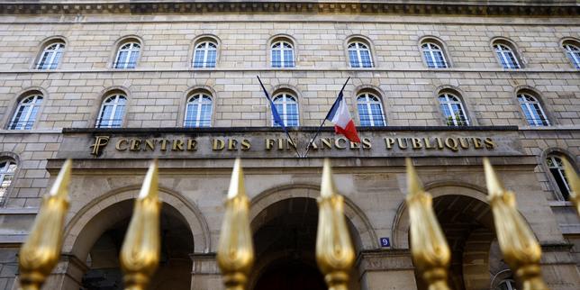 Un nou suïcidi sacseja la direcció general de les finances públiques