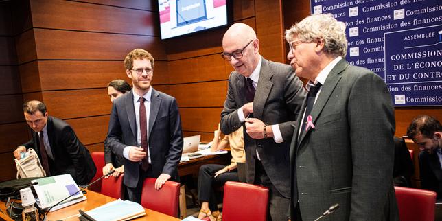 Recurs als gabinets de consell privats: l'Estat continua els seus esforços de racionalització, amb una baixa de 78 % de les despeses des de 2021