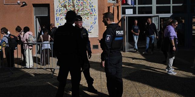 Aubagne: l'adolescent de 14 anys reconeix els fets però discuteix « haver volgut matar les persones dirigides »