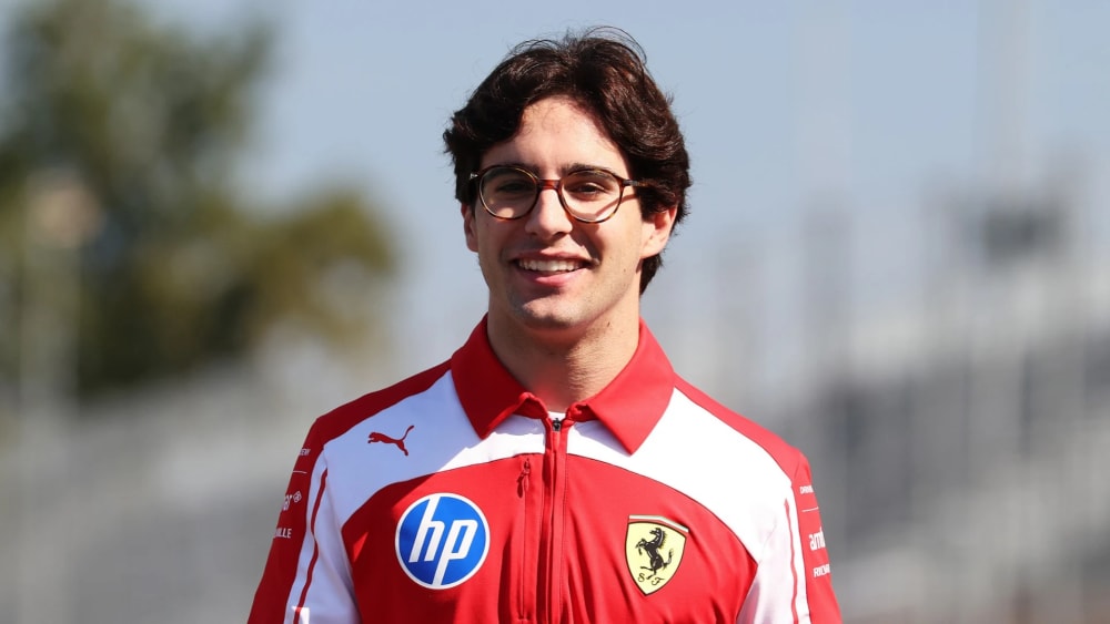 Haas signa el Ferrari jr Rafael Camara el 2027