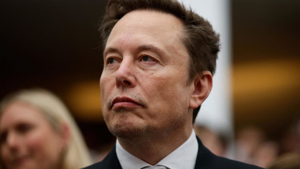 "És temps per a Zelenski de marxar" : Elon Musk reitera la seva crida al president ucraïnès