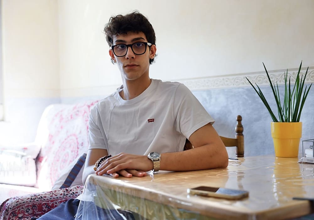 Hugo, 20 anys, exadicto a les pantalles: «Ni menjava ni sortia. Vaig sentir que era una despulla»