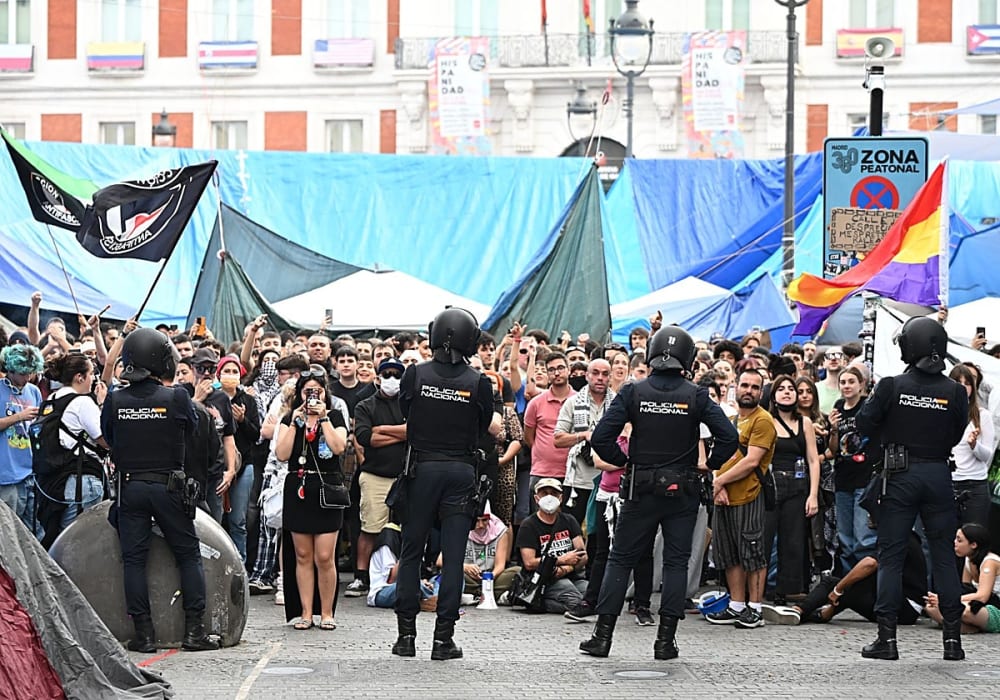 La inacció del Govern farta a la Policia: «Cal investigar als grups radicals de Sol»