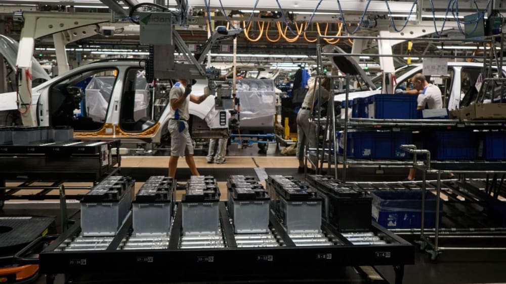 Els fabricants europeus de vehicles insten a Brussel·les a accelerar un full de ruta més flexible
