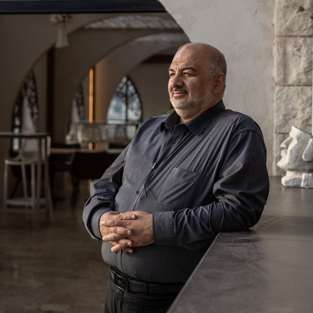 El rei àrab, a Israel Arthurs, que vol un grup d'associació amb jueus.