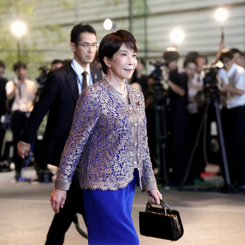 El Líder del Japó says que ha perdut hores a Makeup i Chores. Escalfant d'opinions.