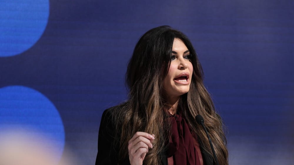 Guilfoyle deixa i rebutja les acusacions, 'són falses i em defensaré'