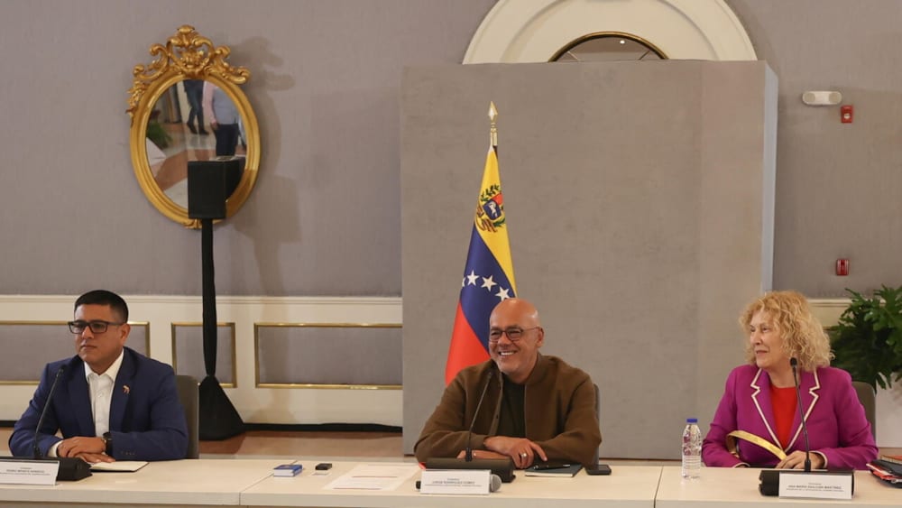Veneçuela, oposició i chavismo reprenen el diàleg