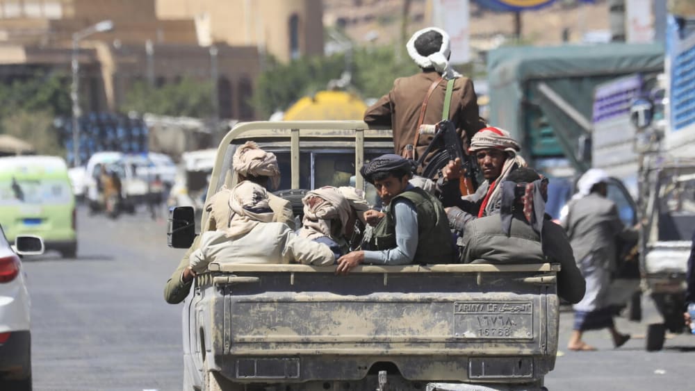 'Houthi agafen de mira la seu del govern a Aden a Iemen'