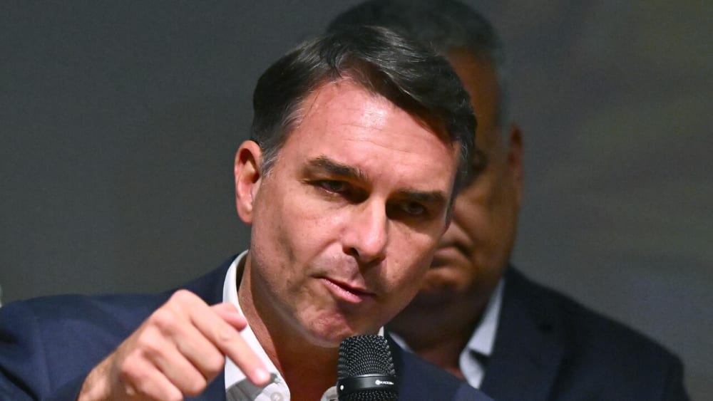 Bolsonaro canvia idea, participarà en el debat amb Lula sobre Tv Banda