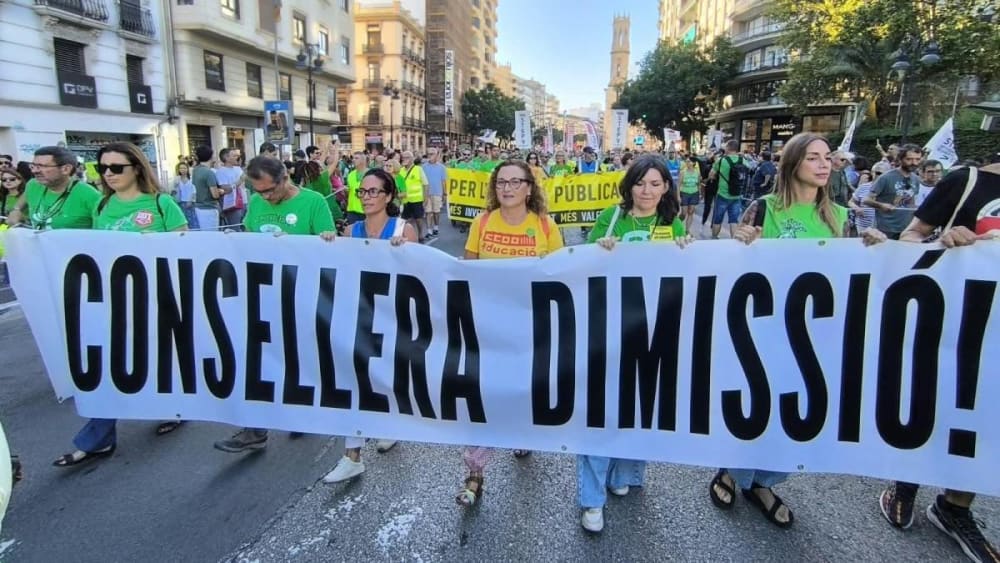 Els docents valencians estudien més mobilitzacions i demanen un pla d'habitatge