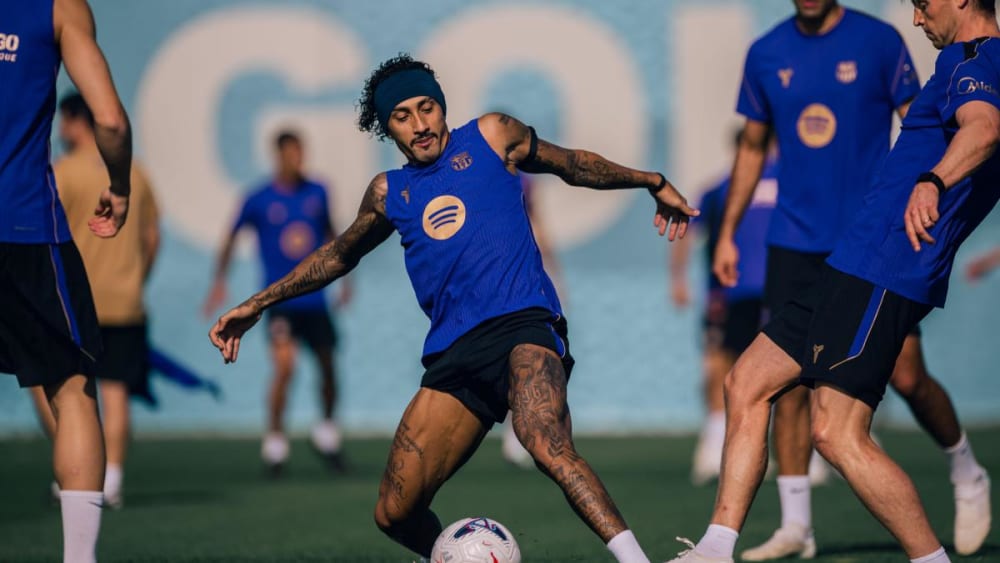 Raphinha torna amb el grup i apunta al Betis