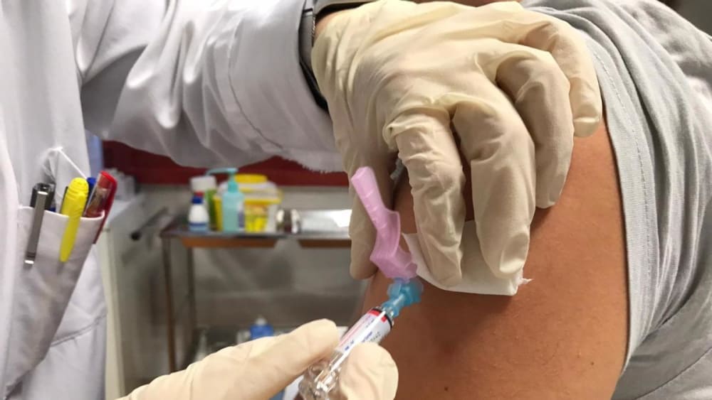 Els altres beneficis de les vacunes: estalviar antibiòtics i entrenar les defenses