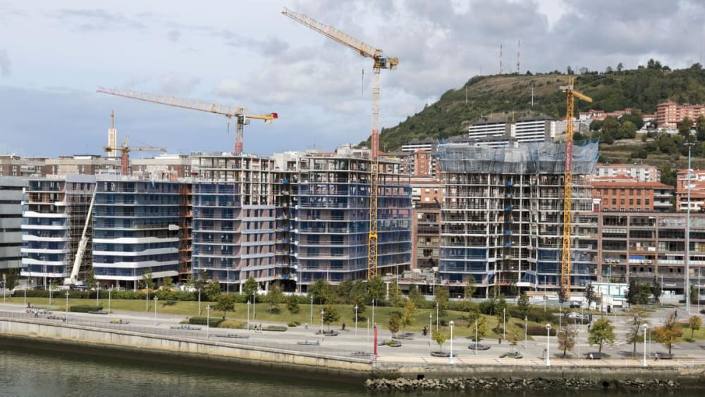 El País Basc crea una assegurança pública per a protegir als petits propietaris d'impagaments