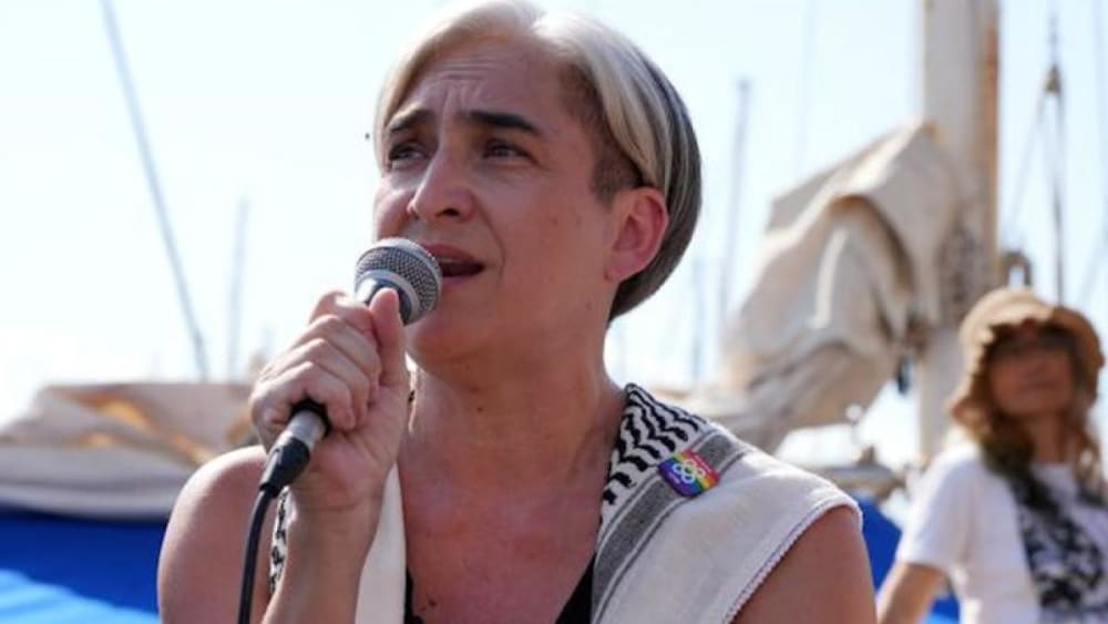 Colau, disposada a renunciar al lideratge del Front Ampli per a pactar amb Podemos