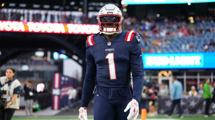 El receptor dels Patriots A.J. Brown durant un entrenament.