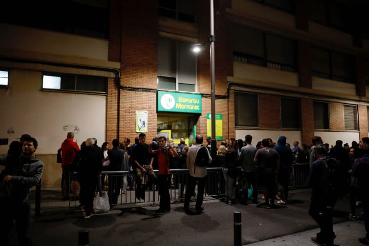Un col·legi de Barcelona demana 70.000 euros als pares de dos alumnes que es van suïcidar