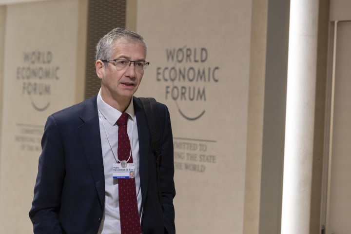Feijóo comunica a Brussel·les que recolza a Pablo Hernández de Cos per a presidir el #BCE i reforça la seva candidatura