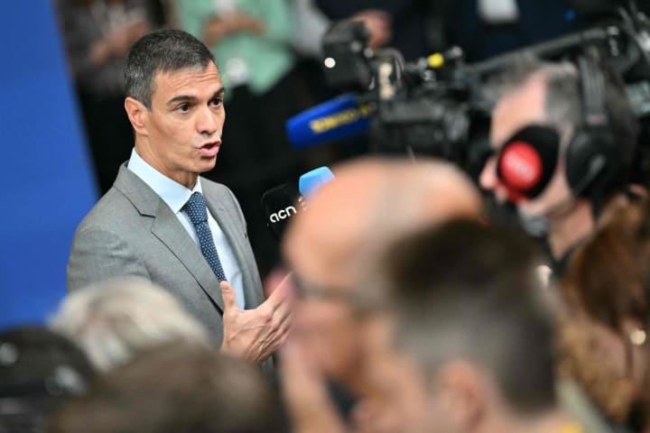 El perquè de l'aposta de Sánchez per la "insuportable" Margarita Robles: "Sempre ha estat aquí en els moments difícils"