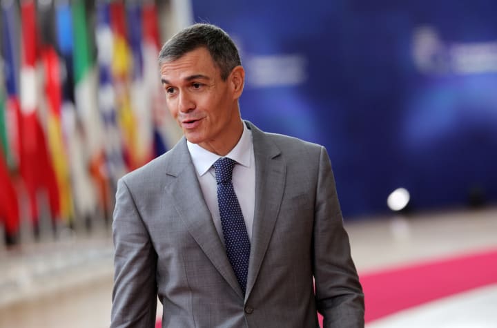 Meloni i Frederiksen es preparen per a atacar de nou a Sánchez per la regularització massiva: "Cal reduir els incentius a la immigració irregular"