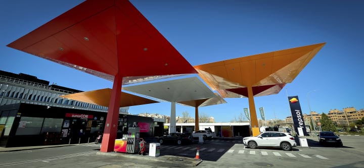 Repsol contraataca a Iberdrola amb una campanya comercial històrica