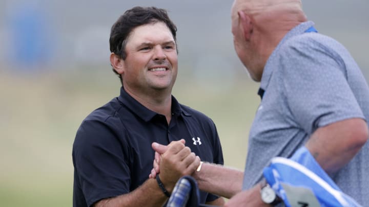 El golfista estatunidenc Patrick Reed en plena competició esportiva.