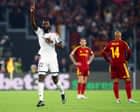 José Mourinho a la banqueta del Reial Madrid durant el partit de Champions League a Roma.