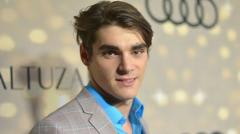 Mor als 34 anys RJ Mitte, l'actor que donava vida al fill de Walter White en la mítica sèrie "Breaking Bad"