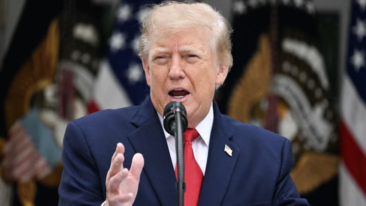 Donald Trump parlant sobre les eleccions al Senat a Texas.