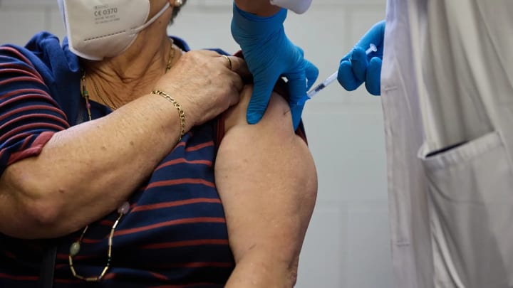La vacuna contra el càncer obre la carrera pel medicament més venut del món