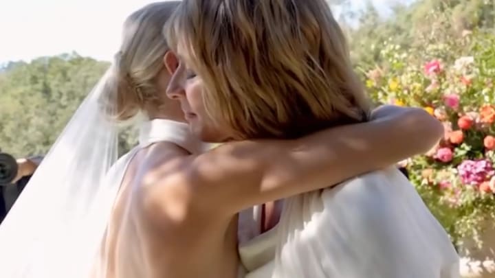 Sandra Barneda i Pascalle Paerel es donen el 'sí, vull' en una emocionant cerimònia