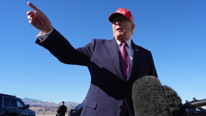 Trump torna a advertir d'un possible ataqui iranià contra la costa oest dels EUA