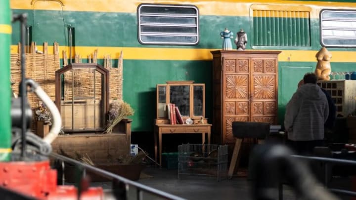 Torna el mercat ambulant per a amants del vintage: mobles, antiguitats...
