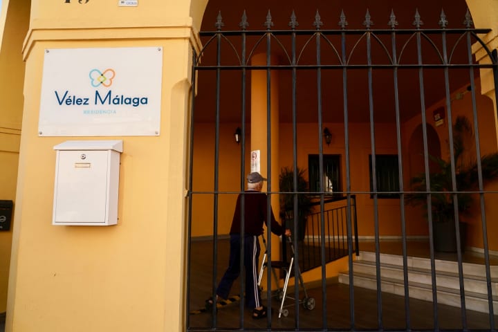 Una dona de 82 anys i un home de 91 anys moren després de #desplomar un ascensor en una residència de majors de Vélez-Málaga