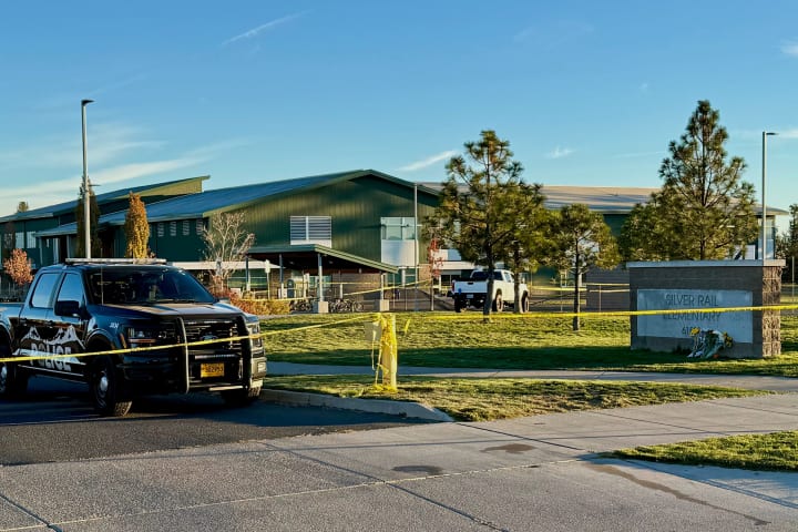 Què se sap del tiroteig mortal en una escola primària d'Oregon