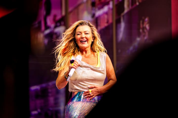 Amaia Montero, la ira i les pintes (una altra vegada)
