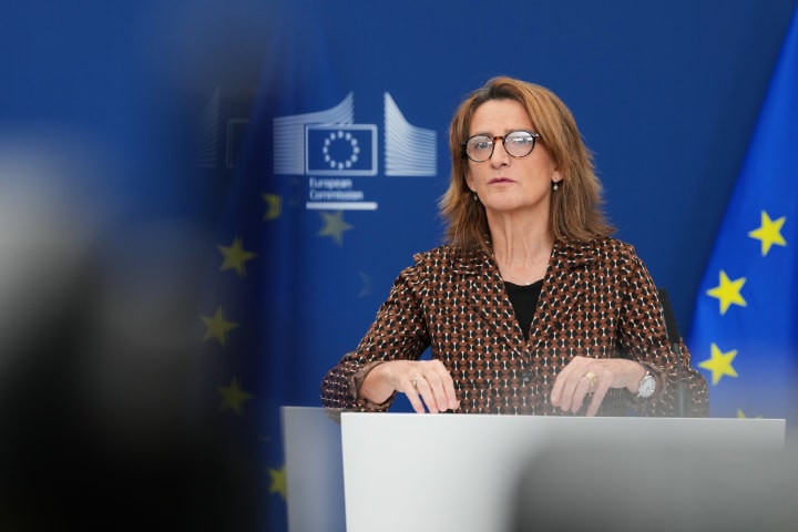 Sanofi es compromet davant la UE a corregir els seus missatges sobre una bovina rival contra la grip per a evitar una multa