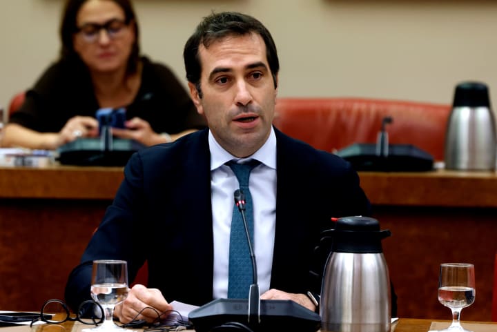 El Govern defensa que el descompte fiscal als carburants s'ha traslladat amb rapidesa als assortidors