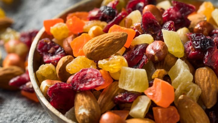 Adéu a tirar la fruita massa madura: el deshidratador per a preparar ‘snacks’ saludables a casa