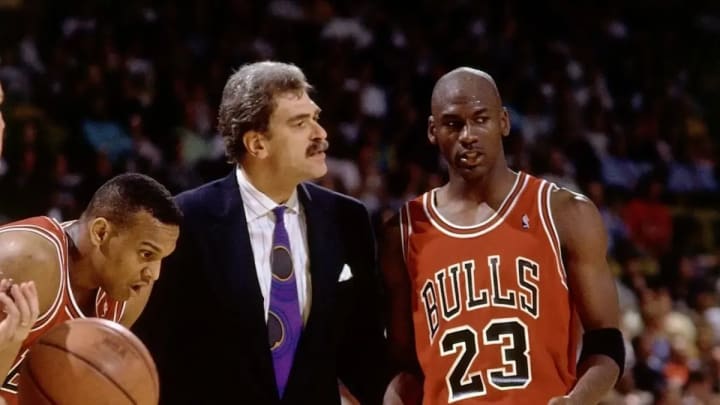 Phil Jackson revela el sacrifici que li va demanar a Michael Jordan: així s'ho va prendre