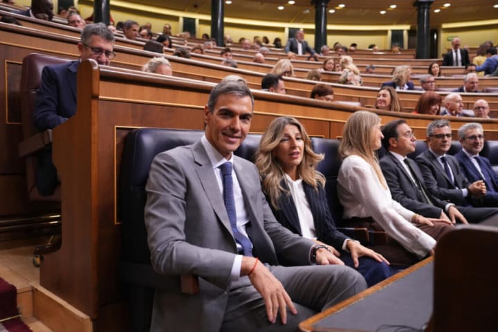 El PSOE amplia l’avantatge sobre el PP després de la convocatòria d’eleccions i Vox continua creixent, segons el CIS